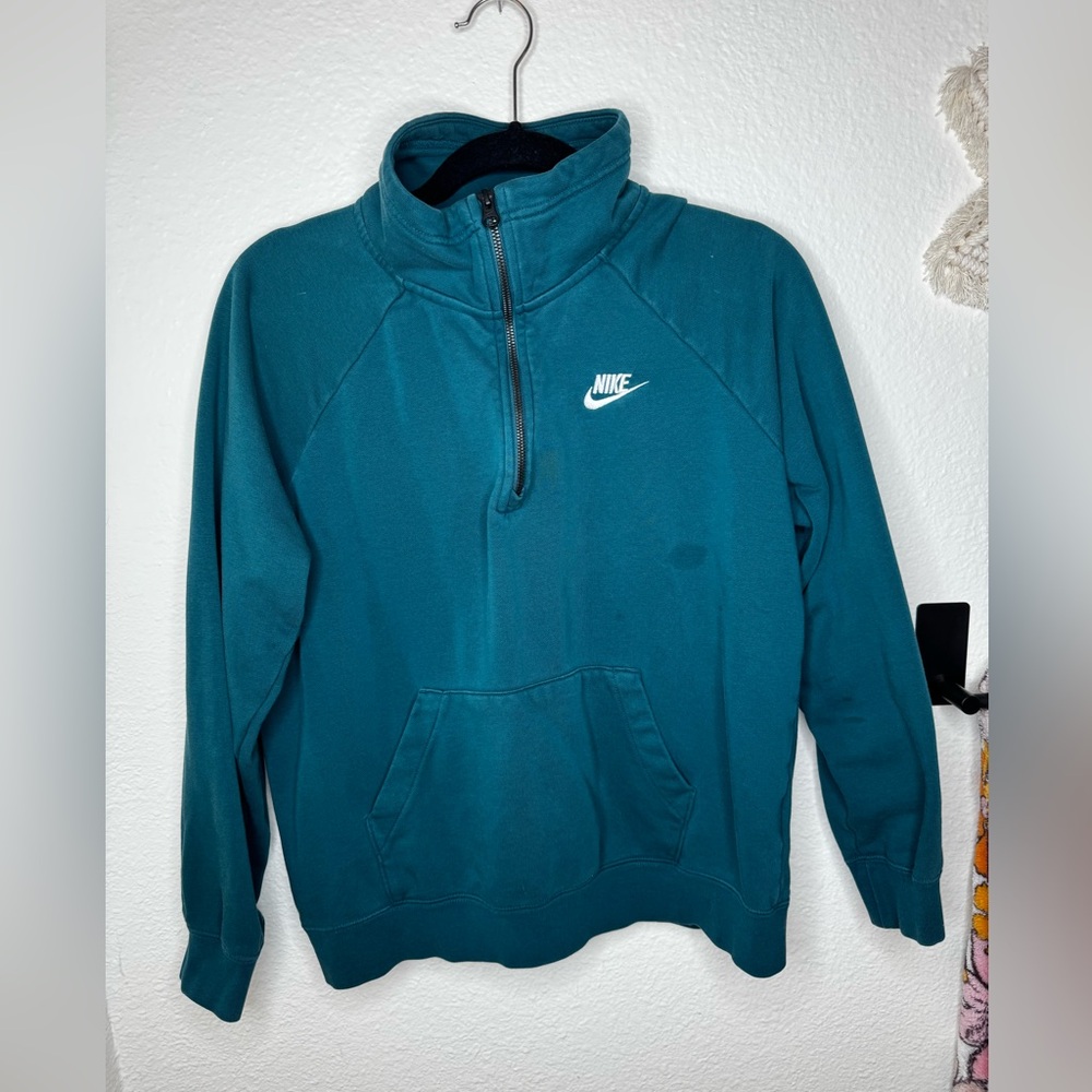 Nike sportswear club fleece 1/2 zip sweatshirt. Teal. Turquoise.